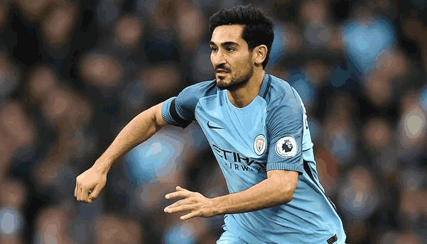 都灵主帅：战平尤文后，主席卡伊罗来更衣室祝贺了球员（都灵主帅：与尤文战平后，主席卡伊罗亲临更衣室向球员道贺）