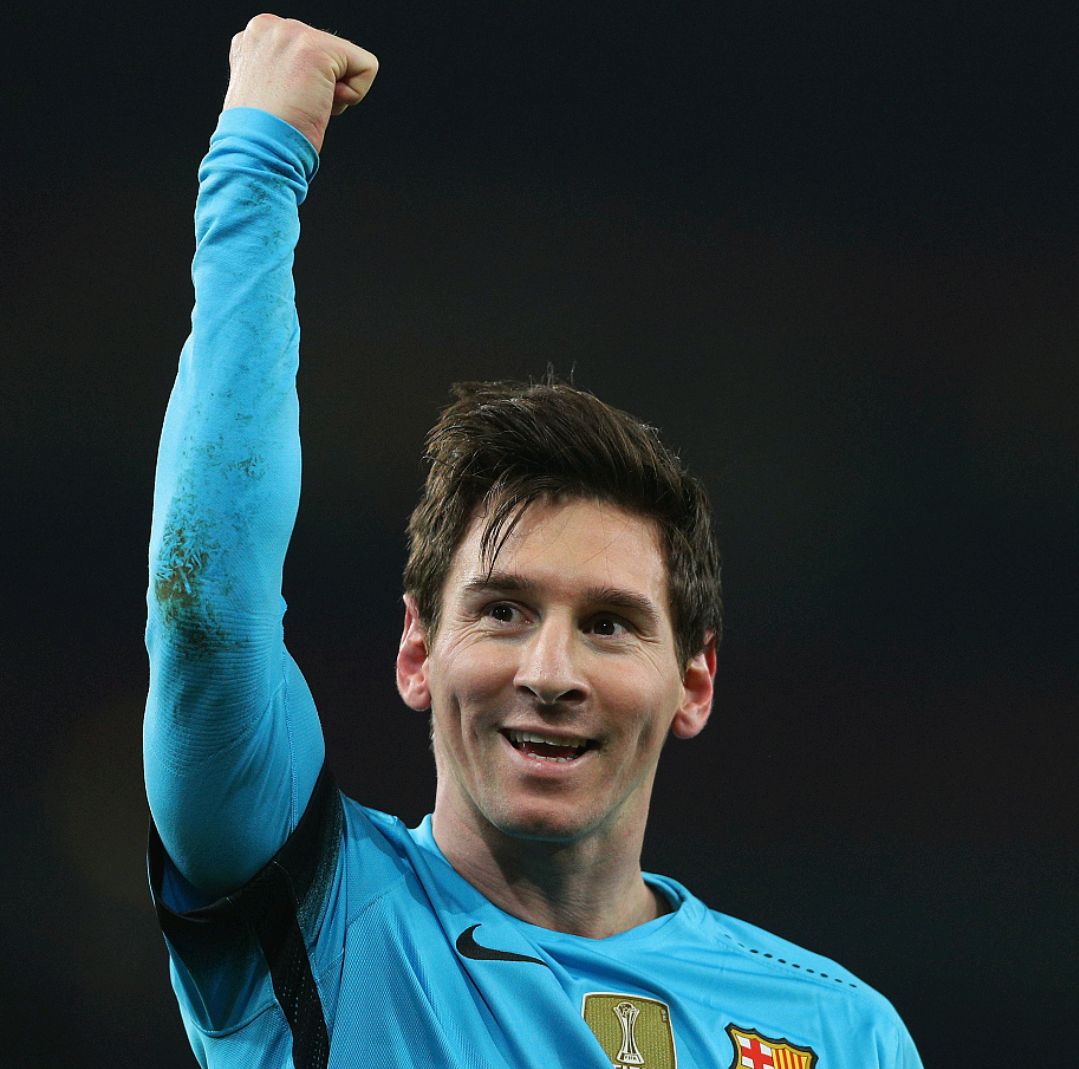 记者守候利物浦基地等待萨拉赫，斯洛特或派其出战国米（记者蹲守利物浦基地等萨拉赫，斯洛特或将让其出战国米）