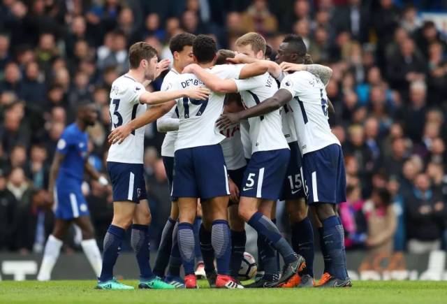 东体：申花主力赛季中后期身心疲劳，阵容一直是“明牌”状态（东体：申花主力后半程身心俱疲，阵容选择长期过于透明）